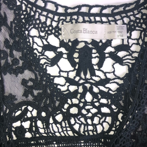 5/$20 Lace tank top, size XS - Picture 5 of 7